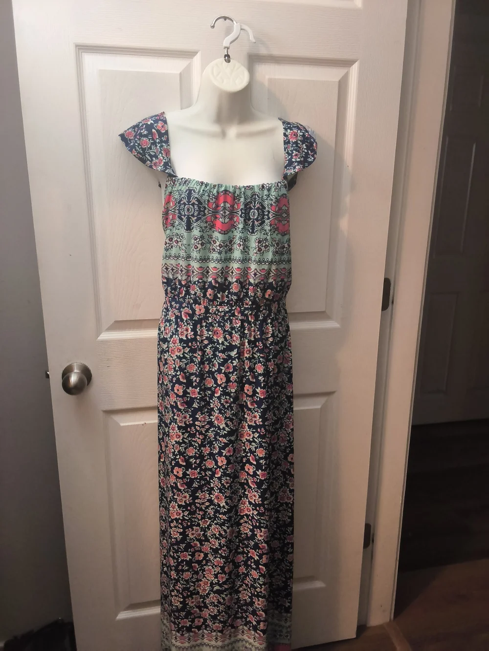 Rickis Navy Floral Maxi Dress with Mint Accent - Picture 6 of 16